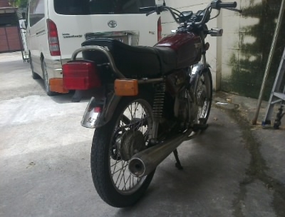 ขาย HONDA GL100 สภาพดีมากๆเอกสารโอนครบทุกอย่าง ขาย HONDA GL100 สภาพดีมากๆเอกสารโอนครบทุกอย่าง