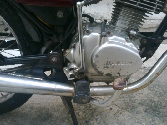 ขาย HONDA GL100 สภาพดีมากๆเอกสารโอนครบทุกอย่าง ขาย HONDA GL100 สภาพดีมากๆเอกสารโอนครบทุกอย่าง