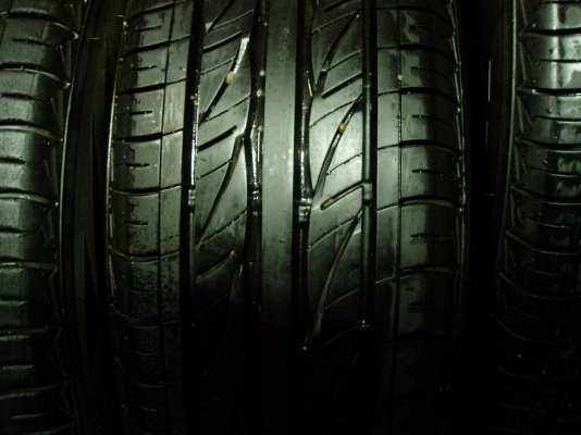 ขายยาง195 60 15