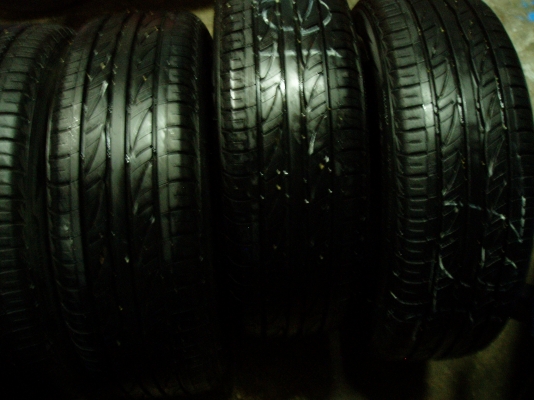 ขายยาง195 60 15 ขายยาง195 60 15