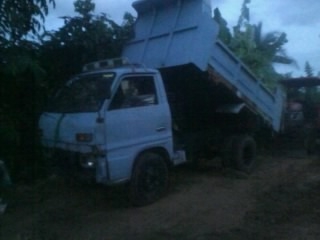 ขาย TL หกล้อดั๊ม