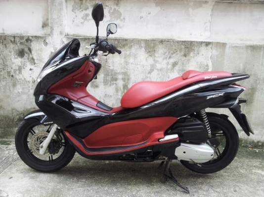 ขาย PCX มือแรกปลายปี54 เดิมๆ วื่ง2หมื่นโล สีสวย เครื่องดีมาก รถบ้านสภาพพร้อมใช้