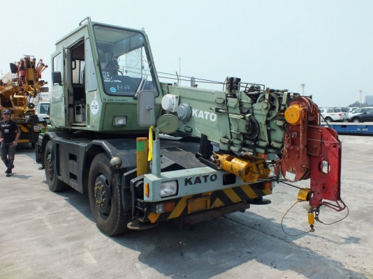 ให้เช่ารถเครนตั้งแต่ขนาด 7 ตัน - 50 ตัน Tel : 084-0841147 , 086-9046463 ราคาเป็นกันเอง