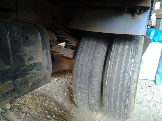 ขาย 6 ล้อ isuzu ิks วางเครื่อง 115 4bd1 ฝาดำ แซสซีสวยมาก