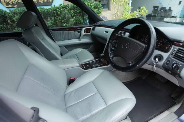 ขายbenz e230 ตากลม พร้อมใช้ ต่อรองได้