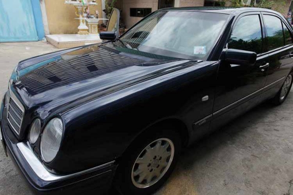 ขายbenz e230 ตากลม พร้อมใช้ ต่อรองได้