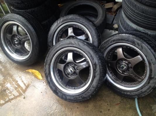 ขายล้อขอบ15 4/00 พร้อมยาง ถูกๆ5000ครับ