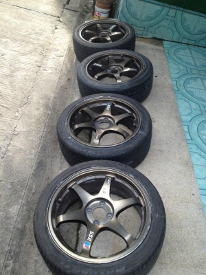 ขายล้อSSr type c rs ขอบ17 กว้าง7.5 4/100 พร้อมยางดอกเยอะถูกๆ 8000 ขายล้อSSr type c rs ขอบ17 กว้าง7.5 4/100 พร้อมยางดอกเยอะถูกๆ 8000
