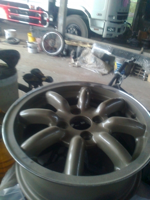 ขายล้อกล้วย ขายล้อเหล็ก ไทรตัน กับบิ๊กเอ็ม