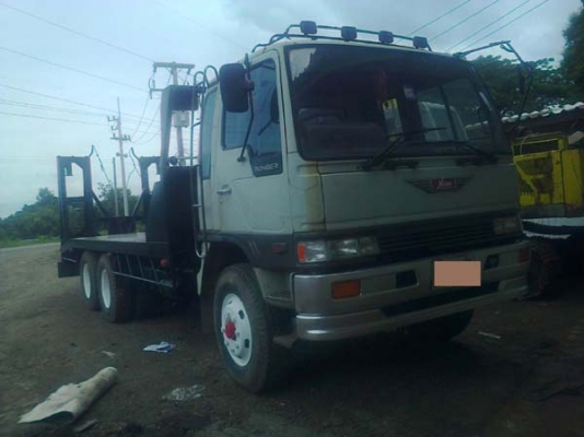 ขายรถเกี่ยวข้าว ศิษย์เจริญการช่าง 2 คัน ปี2011 พร้อมเทเล่อร์