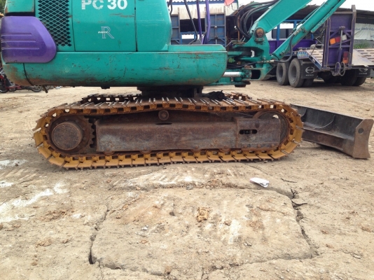ขายรถแบ็คโคร KOMATSU PC 30-7 รถสวย สภาพดี เก่านอก 1 ปี