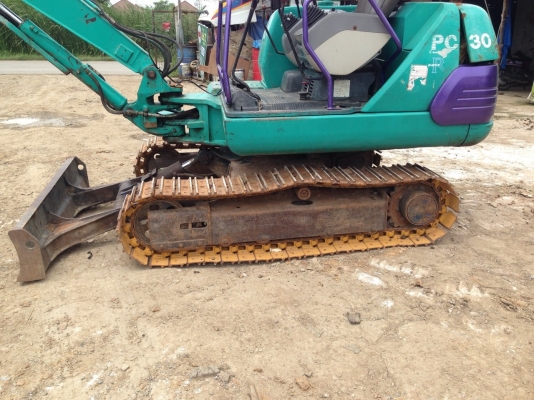 ขายรถแบ็คโคร KOMATSU PC 30-7 รถสวย สภาพดี เก่านอก 1 ปี