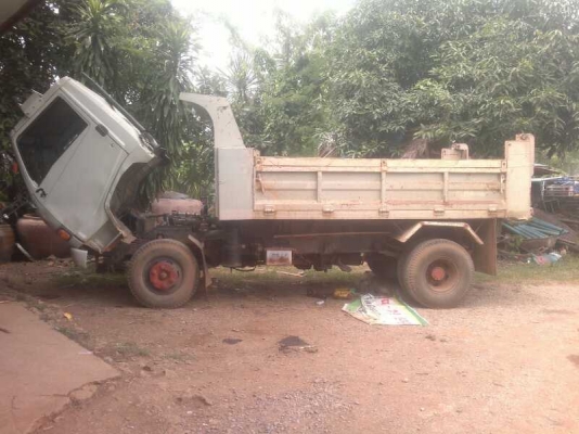 ขาย 6 ล้อ hino ติดดัม