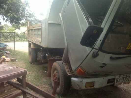 ขาย 6 ล้อ hino ติดดัม