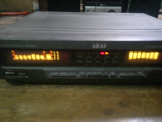 ขายอิควอไรเซอร์AKAI ระบบกดไฟสเปคตรัม