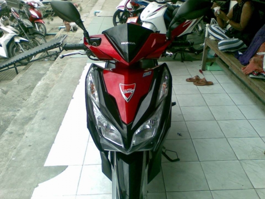 ขายถูกๆ รุ่นใหม่ล่าสุด Click 125 i รถสวย ขับนิ่มขี่สบาย ปี 2555