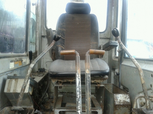 KOMATSU PC 100 - 3 KOMATSU PC 100 - 3