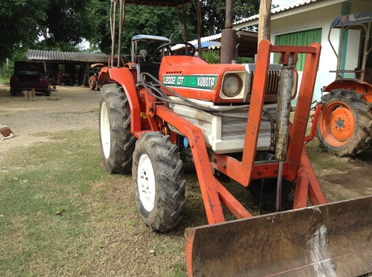 ขายด่วนครับ Kubota L2002 DT  4WD