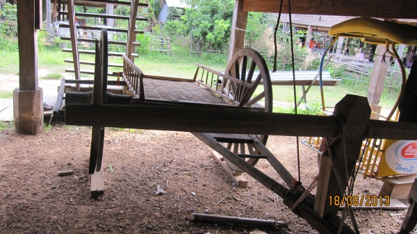 ขายเกวียนโบราณไม้พยุงเกือบทั้งหลังเริ่มจะหายากแล้วครับ เกวียนสภาพดีสภาพเกือบสมบูรณ์เก่าเก็บของผูเต่าแถวบ้านครับ  มียุ3หลังด่วนๆๆๆเปิดที่หลังละ13000บาทราคาคุยกันได้ครับสนใจติดต่อ 0801696651 อยู่อำนาจเจริญครับ