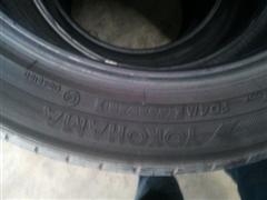 ขาย ยาง YOKOHAMA advan dB 4เส้น ปี 11 ราคา 2500 โทร 0897669417