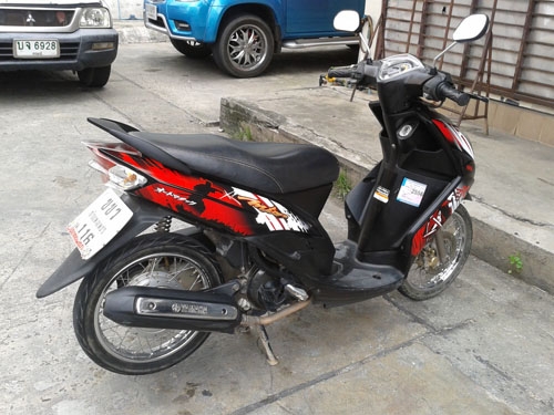 mio ปี 52 สีดำ แดง รถบ้าน สภาพเดิมๆ เครื่องแน่น ไม่หลวม ไม่มีควัน เอกสารครบถ้วน