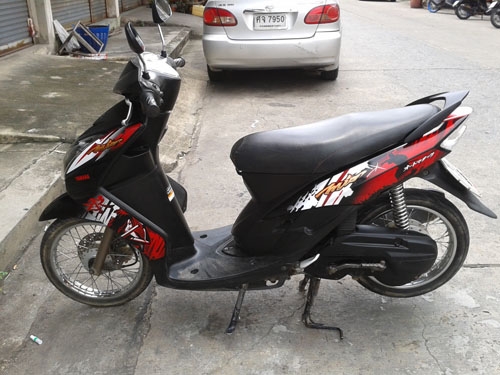 mio ปี 52 สีดำ แดง รถบ้าน สภาพเดิมๆ เครื่องแน่น ไม่หลวม ไม่มีควัน เอกสารครบถ้วน