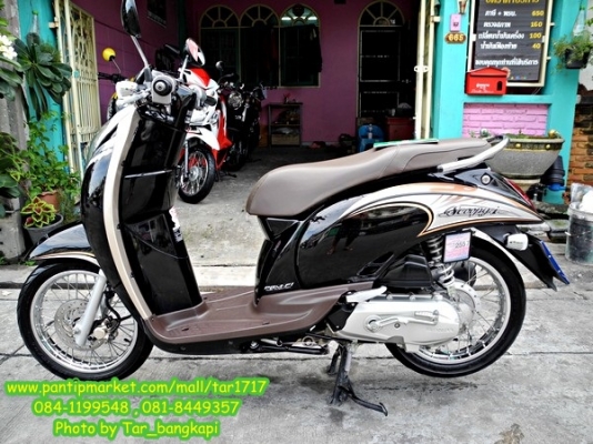 ( รถบ้าน ) SCOOPY I CLASSIC รุ่น TOP ปี 2012 วิ่ง 7,000 โล สี ดำ-น้ำตาล