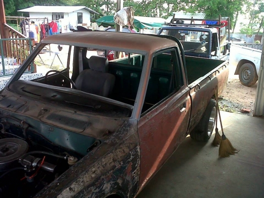 ทำสีรถเก่าคลาสสิคราคากันเองครับ