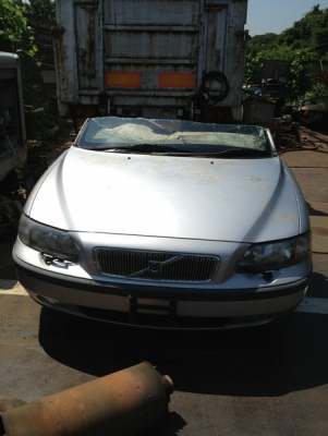 ขายหัวตัดและอะไหล่ VOLVO V70 2.4T P2