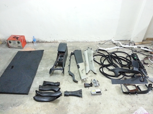 ขายหัวตัดและอะไหล่ VOLVO V70 2.4T P2