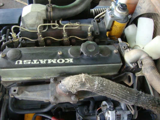 ขายรถโฟล์คลิฟท์  KOMATSU  FD25-11  เครื่องยนต์ดีเซล  เกียร์ธรรมดา   เสาสูง  4 เมตร  ฮิ้งโฟล์ค  ล้อหน้าคู่