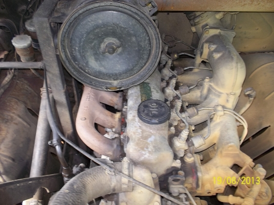 ขาย6ล้อ TX   เครื่องEH700  168 แรง  6เกียร์เดินหน้า