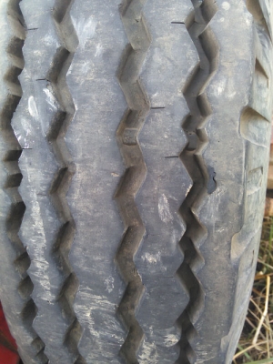 เทเล่อร์ลากรถตัดอ้อยขนาดสามเพลารถสิบล้อ ราคาต่อรองได้โทรมาคุยกันก่อนนะค่ะ