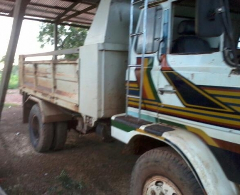 ขาย6ล้อดั๊ม HINO KTหน้าลิง สภาพสวยพร้อมใช้ ติดต่อได้ที่คุณ อ๊อฟ พิจิตร 086-737-9991