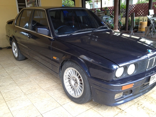 ขายกันชน BMW e36 นกแก้ว มือสองแท้ ฟรี!!กระจังหน้า ขายถูกมากๆๆ