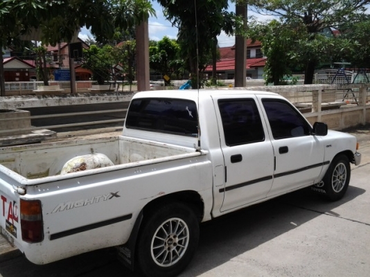 กระบะ4ประตู Toyota ไมตี้เอ็กซ์ ดีเซล2L