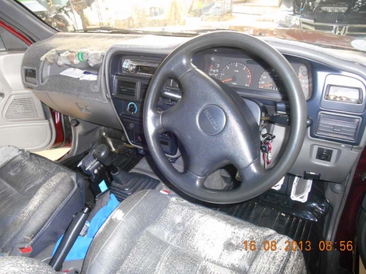 รถครอบครัวมือเดียว isuzu spacecab sl ไม่บรรทุกหนัก