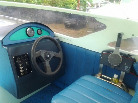 ขายเรือเร็ว 27 ฟุต เครื่องยามาฮ่า 200 แรง พร้อมใช้งาน พิเศษลด เหลือ 265000 บาทแล้ว ขายเรือเร็ว 27 ฟุต เครื่องยามาฮ่า 200 แรง พร้อมใช้งาน พิเศษลด เหลือ 265000 บาทแล้ว