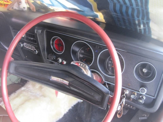 ขายรถอเมริกัน ford van พร้อมใช้ ขายรถอเมริกัน ford van พร้อมใช้