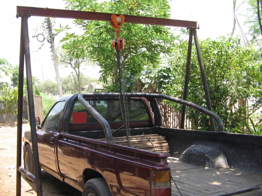 ขายถูกครับ..ยกชุดรอกยกของTOYO 1ตัน พร้อม เสารอกตามรูป