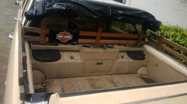 รถอเมริกันแวนคลาสสิก พร้อมใช้ขับไกลสบาย ให้ไวเลยครับ