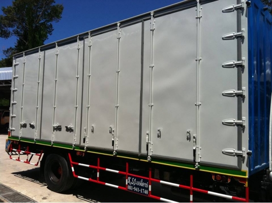 ISUZU FTR DECA EURO 2  6ล้อตู้บรรทุก 10 บาน