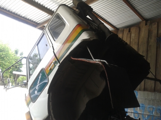 ขาย6ล้อใหญ่หัวครัชซี ยาว7.20 ม.