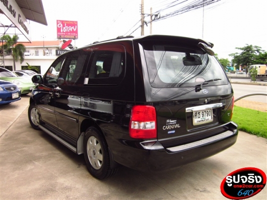 KIA CARNIVAL 2.4 GS สีดำ ปี 2005 รถตัวถังสวย พร้อมใช้ ภายในเนี้ยบมาก