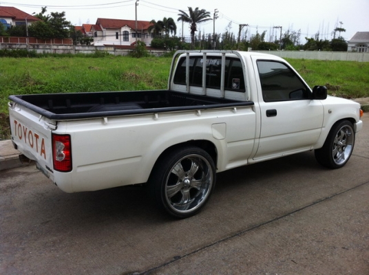ขาย TOYOTA YN80 ช่วงสั้น 4 ขอ แจ่มๆ