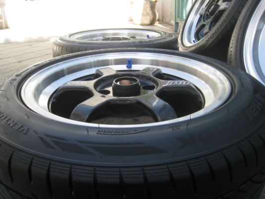 ขายล้อแม็กใหม่ TE37v สีดำขอบเงา ขอบ15"x7" et35 4รู100 +ยาง ปี11สนใจติดต่อเล็กคลองสามครับ (081-3747940)