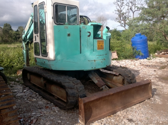 แบ็คโฮ HANIX 800UU(เท่า 75uu)