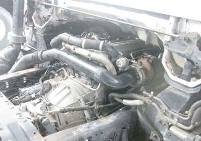 ขายหกล้อหัวคัซซี NPR 130 แรง Turbo Uro 2 สวยมาก โทร 088-4501277