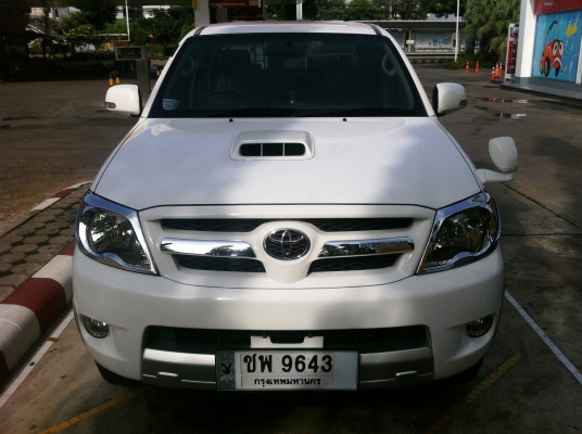 ขาย Toyota Vigo Double Cab D4D 3.0 E Prerunner ปลายปี 2007 สีขาว