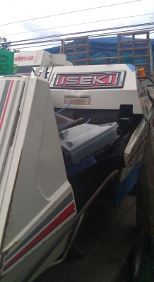 ขายรถเกี่ยวข้าว อิเซกิ ฟรอนเทียร์ 175 แถมรถพ่วงด้วย